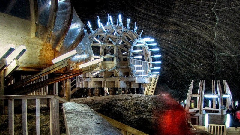 This Abandoned Salt Mine Holds An Awesome Surprise At The Bottom