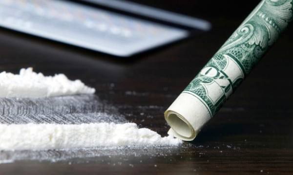 90% of US dollar bills carry traces of cocaine.