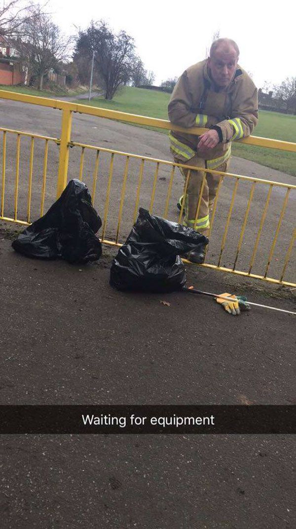 Guy Snapchats rescue after getting leg stuck in a Fence