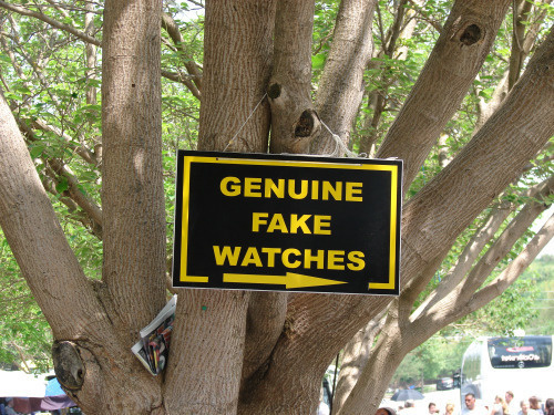 25 Funny Signs That Will Make You Laugh