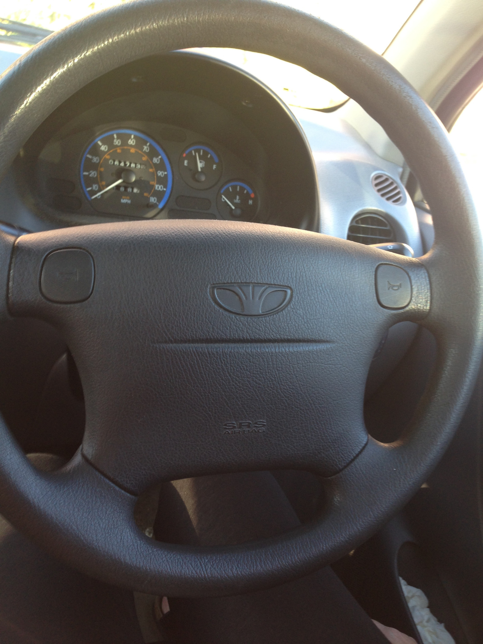 This steering wheel looks like a judgmental sloth.