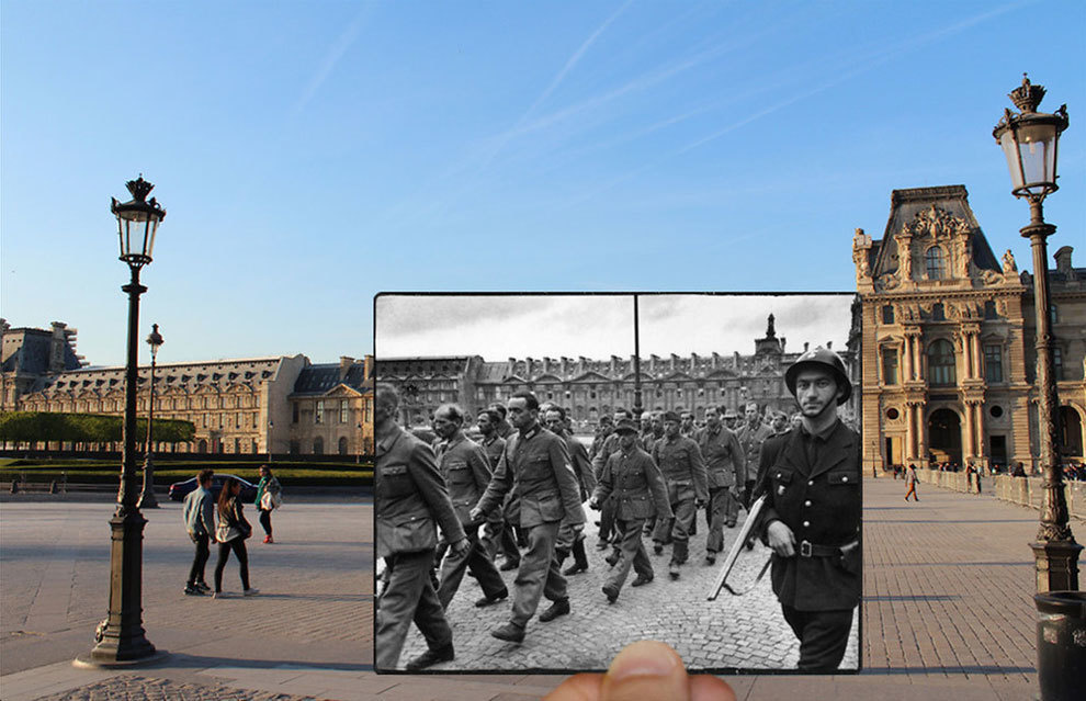 Soldiers outside the Louvre.