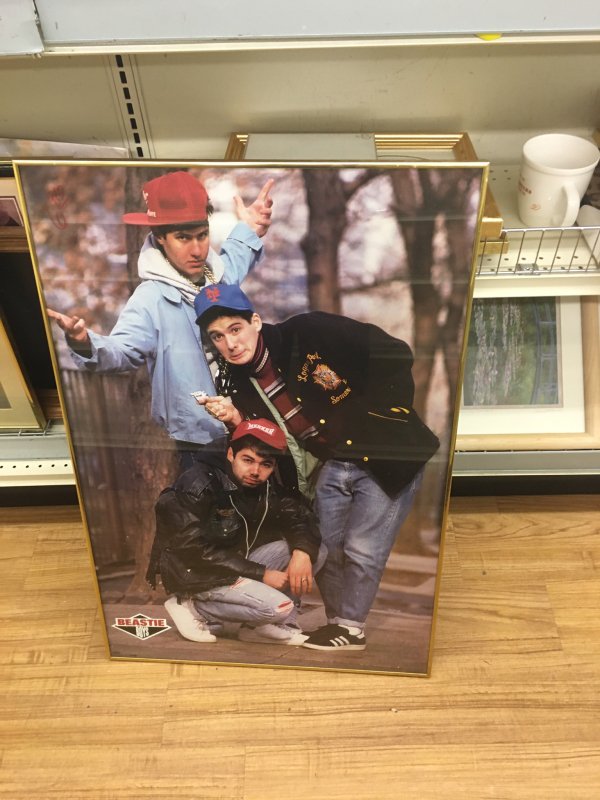 29 interesting things found at the thrift store