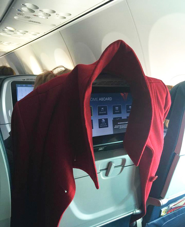 13 annoying things we need to stop doing on planes - Ome Aboard