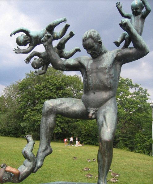 18 Of The Creepiest Statues Ever Built