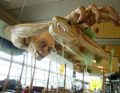 18 Of The Creepiest Statues Ever Built