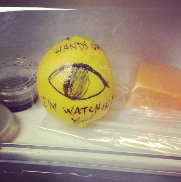 30 Hostile notes prove the fridge is the ultimate battleground