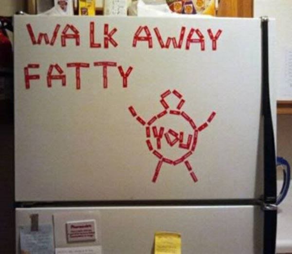 30 Hostile notes prove the fridge is the ultimate battleground