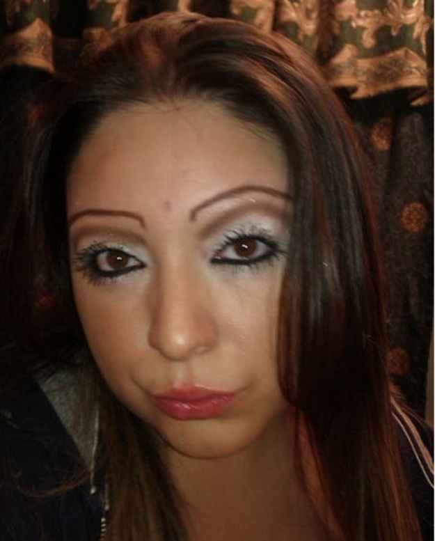 16 Of The Most Epic Eyebrow Fails Ever