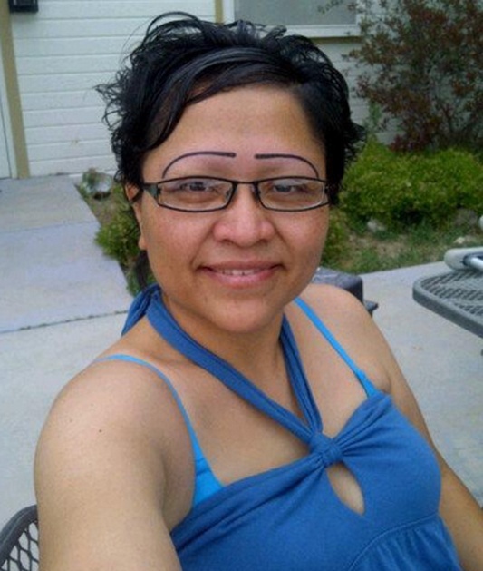 16 Of The Most Epic Eyebrow Fails Ever