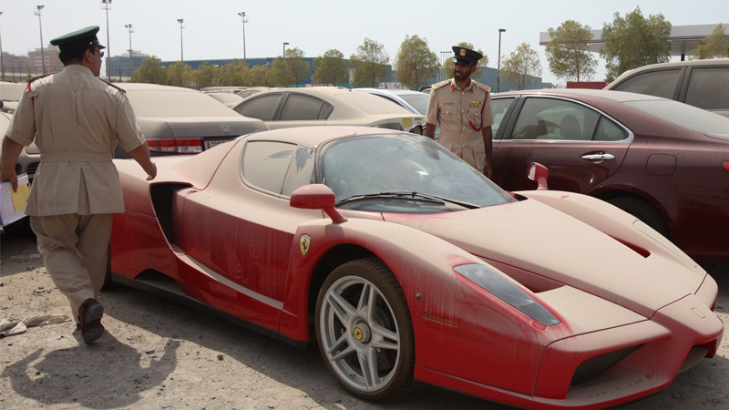 $1 Million Ferrari Enzo, simply abandoned In Dubai.