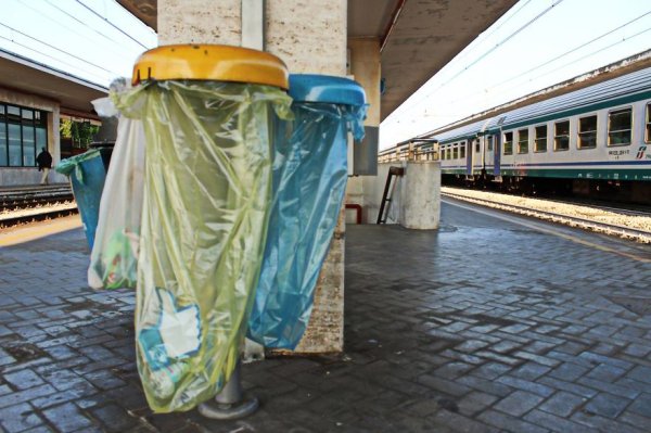 Man adds flare to enhance otherwise mundane surroundings