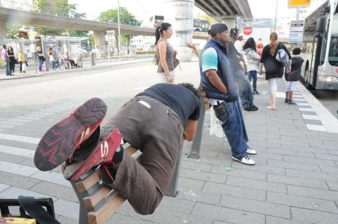 leaning bench