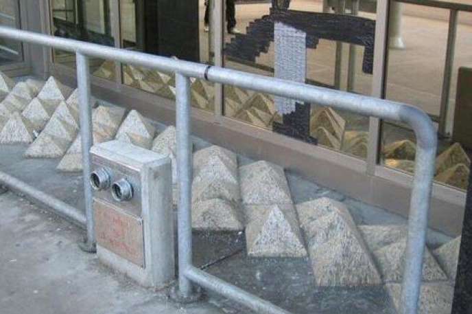 anti homeless railings