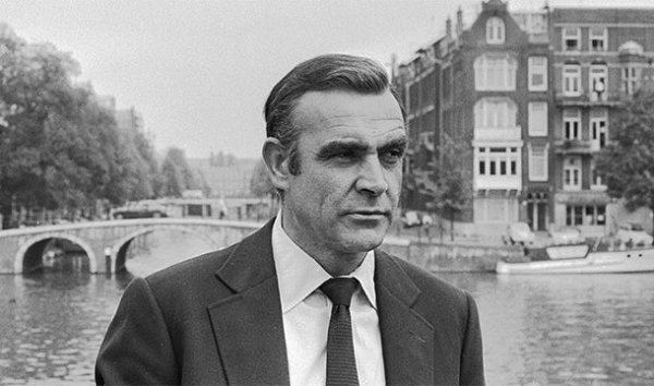 Due to the fact that Sean Connery began balding at just 21 year of age, he wore a toupee in all of his James Bond films. Now that was a well-kept Hollywood secret.