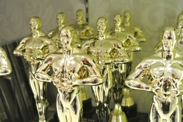 Johnny Depp, Tom Cruise, Harrison Ford, Glenn Close, Edward Norton, Gary Oldman, and Robert Downey Jr., have never won an Oscar.