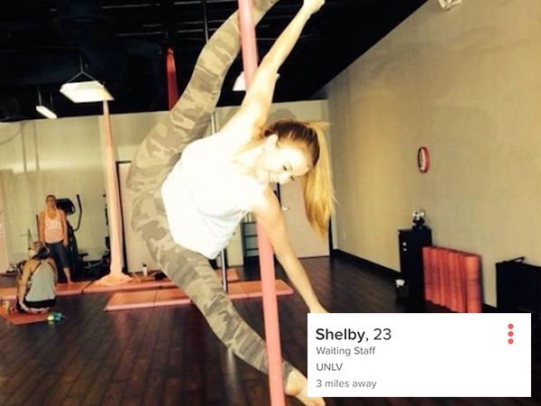 32 People have some pretty forward Tinder profiles