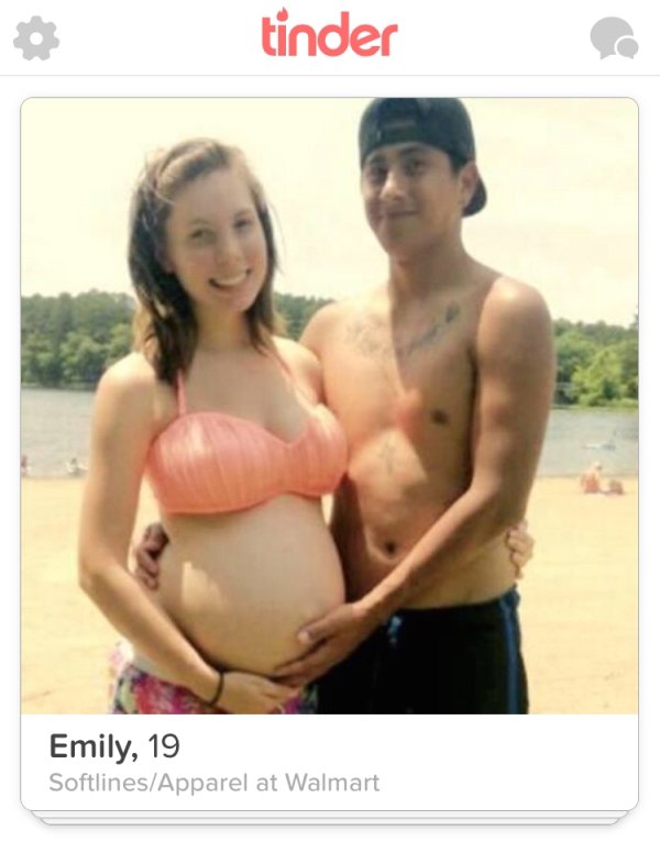 32 People have some pretty forward Tinder profiles