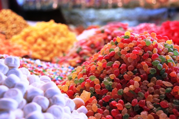 In Lake County, California (now Napa) on September 2 and 11, 1857, a shower of candy fell on some portions of the county. A report of the incident stated: “It is said that on both of these nights there fell a shower of candy or sugar. The crystals were from one-eighth to one-fourth of an inch in length and the size of a goose quill. Syrup was made of it by some of the lady residents of the section.”