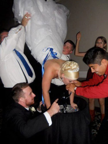 25 Cringe-Worthy Wedding Fails That’ll Make You Glad You’re Single