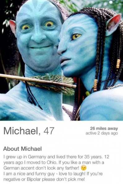 12 WTF Tinder Profiles That'll Make You Instantly Swipe Left