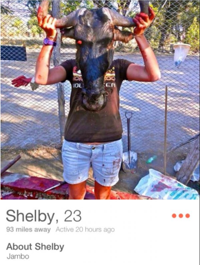 12 WTF Tinder Profiles That'll Make You Instantly Swipe Left