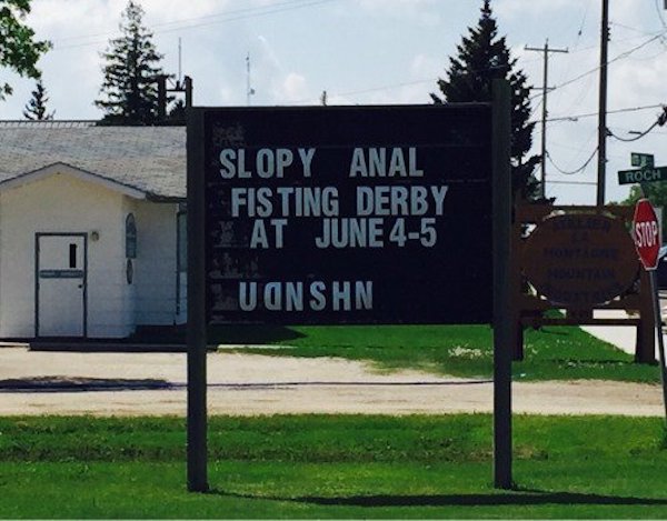 sign - Slopy Anal Fisting Derby At June 45 Uonshn