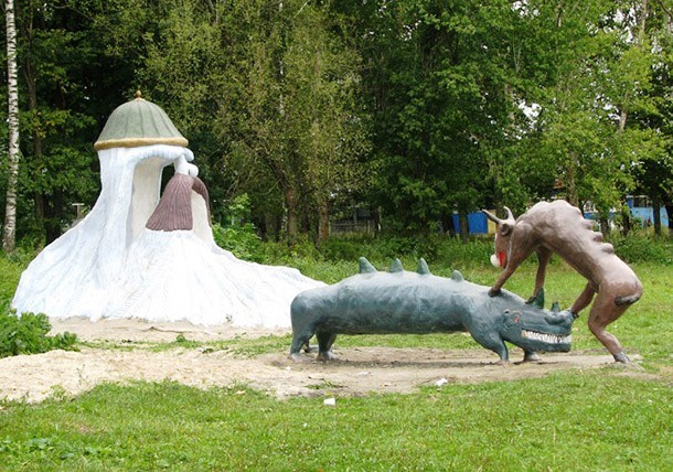 25 Creepy Playgrounds That Will Scar Your Child For Life