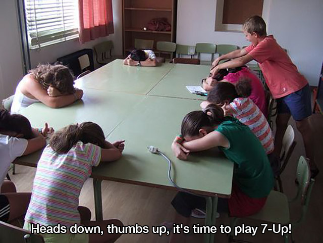 kids heads down - Heads down, thumbs up, it's time to play 7Up!