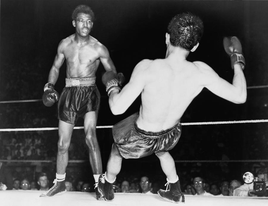 Sugar Ray Robinson backed out of his welterweight fight because he had a vision he’d kill his opponent, Jimmy Doyle. After being convinced by a priest and minister to fight, Robinson killed his opponent due to head injuries.