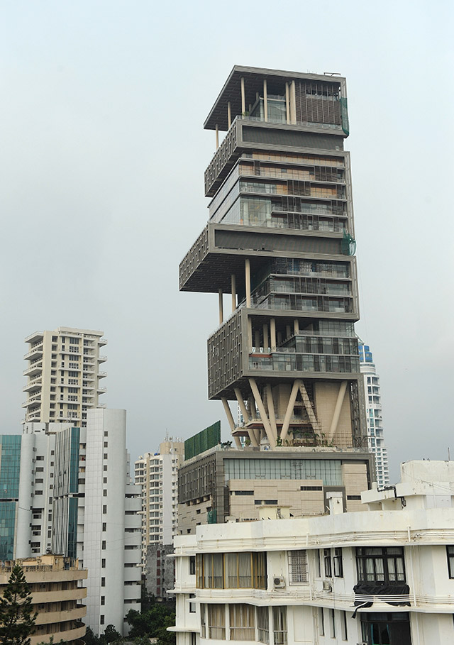 Antilla, The $1 Billion Super Home Owned By Indian Billionaire Mukesh Ambani