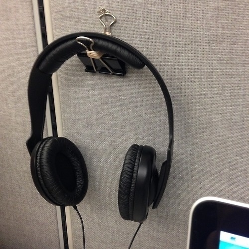 binder clip headphone holder