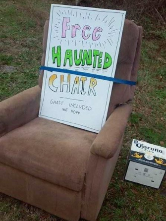 grass - Frce Haunted Chatr Ghost Included We Hope Woron