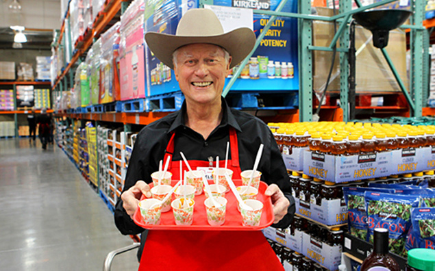 Store D'oeuvres

DEFINITION:

Snacks and food samples that a grocery store will serve at various locations in order to tempt the patrons into buying something they weren't planning on (pizza, chips and dip, sausage, etc.). Usually happens on the weekend.