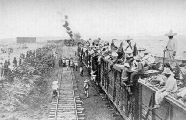 On January 22, 1915, in Guadalajara in Jalisco, Mexico, an engineer lost control of an over-packed passenger train which derailed and crashed into a ravine. More than six hundred people died.