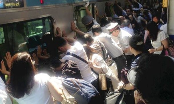 In 2013, dozens of Japanese commuters joined forces to push a 32-tonne train carriage away from the platform to free a woman who got stuck in the gap. After this amazing act of collective heroism, the woman was pulled out uninjured to applause from onlookers at the JR Minami-Urawa station north of Tokyo.