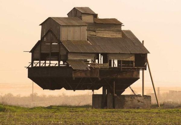 floating house ukraine - 12