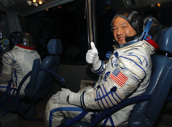 Leroy Chiao was commander of the International Space Station in 2005, and while he was on a spacewalk he saw white lights aligned in an upside-down check formation zoom right past him. Some say boat spotlights could have been to blame, but Chiao was 230 miles above Earth at the time. As a result, Chiao has said, “I’m skeptical of claims that we’ve been visited by aliens from another planet or other dimension, but I don’t rule it out 100 percent.”