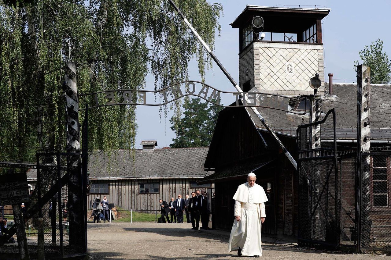 Pope Francis enters Auschwitz