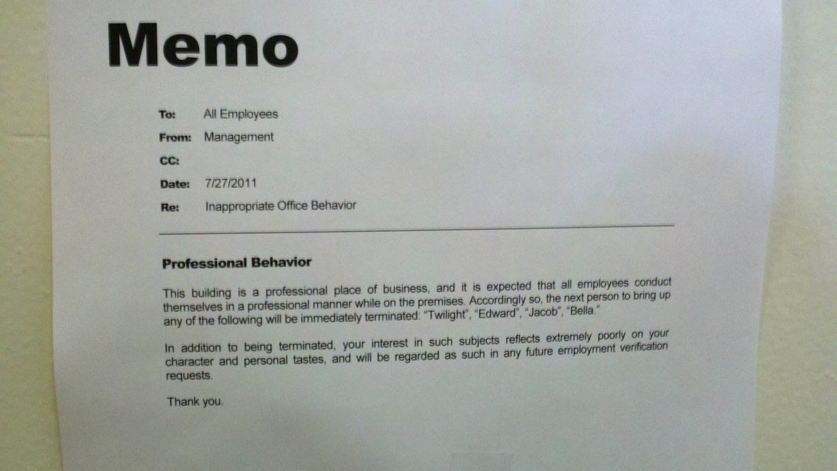 Hilarious Office Notes That Deserve Some Kind Of Promotion