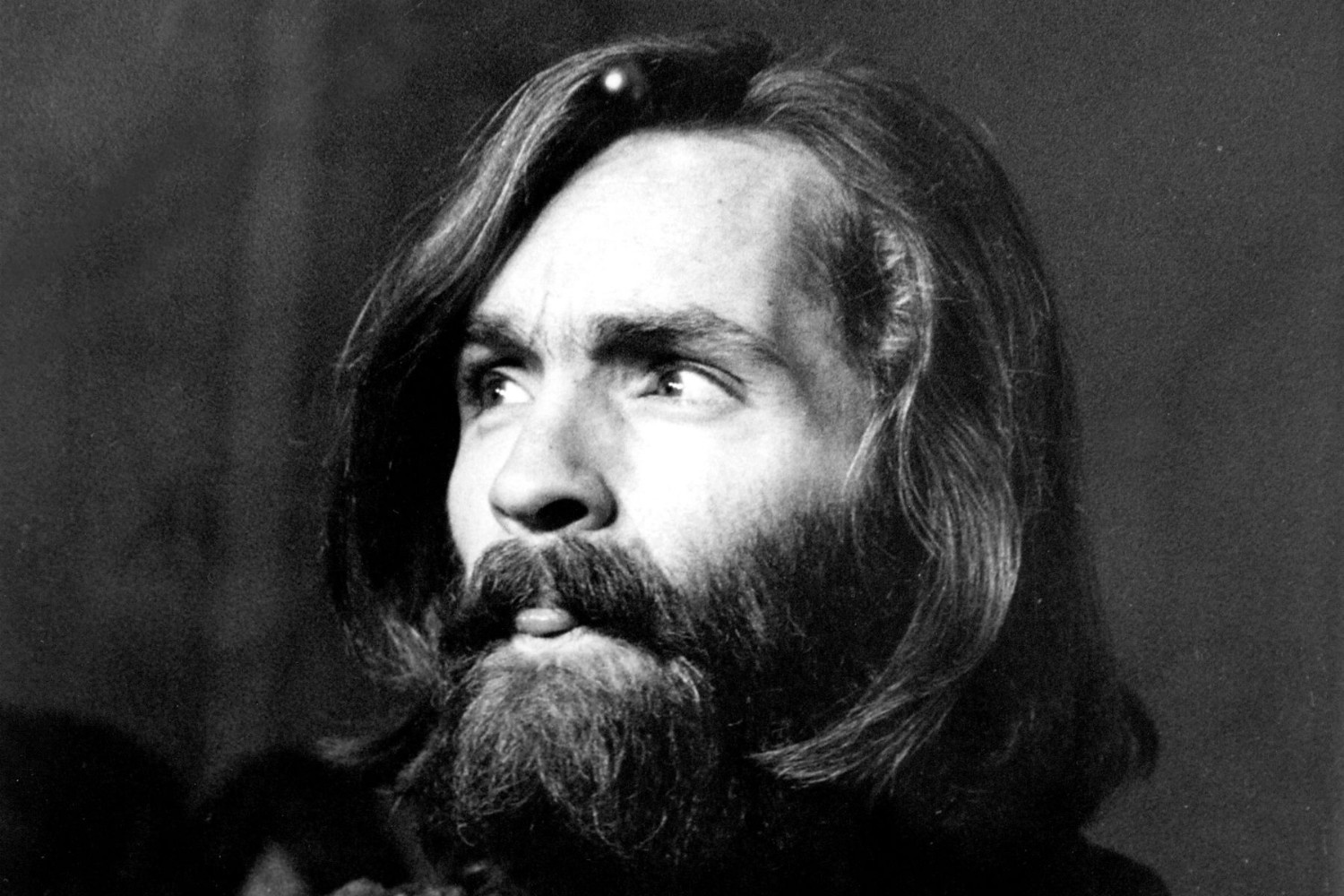 Former cult leader and criminal Charles Manson was sold to a woman that wanted children for a pitcher of beer by his own mother. His uncle had to find and retrieve him.