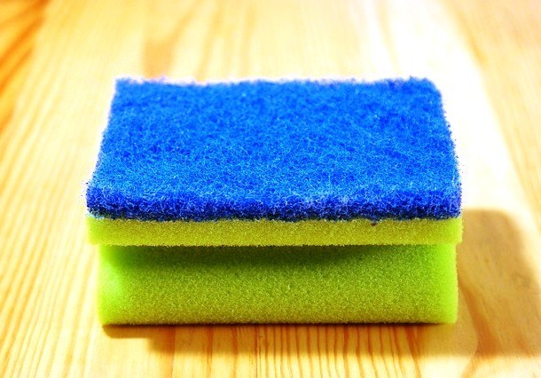 After doing the dishes, you usually just rinse the sponge and leave it dry, right? That sounds good, but it doesn’t remove the bacteria and germs living on it. To kill them, microwave the sponge for about two minutes on high. Remember to soak the sponge in water before.