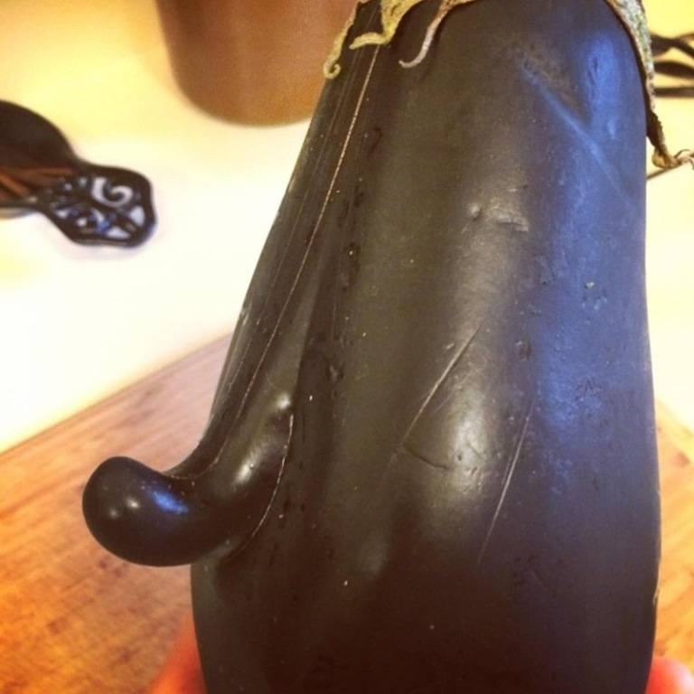 This eggplant that's two googly eyes away from being in a Pixar movie