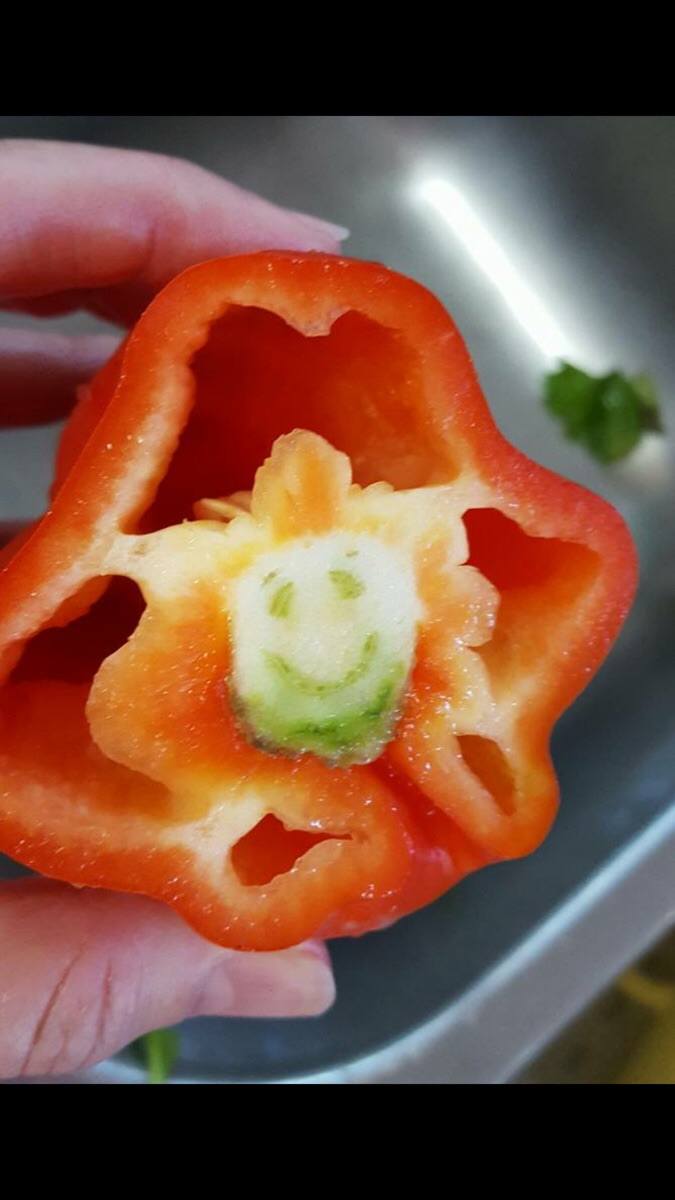 This happy bell pepper