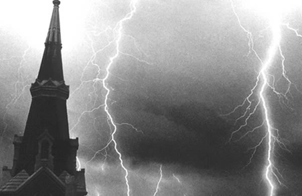 A particularly deadly lightning incident occurred in Brescia, Italy in 1769. Lightning struck the Church of St. Nazaire, igniting the 90 tons of gunpowder in its vaults; the resulting explosion killed 3,000 people and destroyed a sixth of the city.