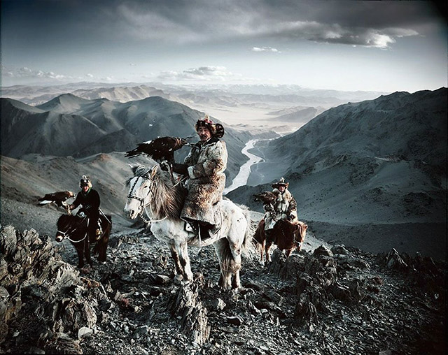 Stunning Portraits From Some Of The World’s Last Indigenous Tribes