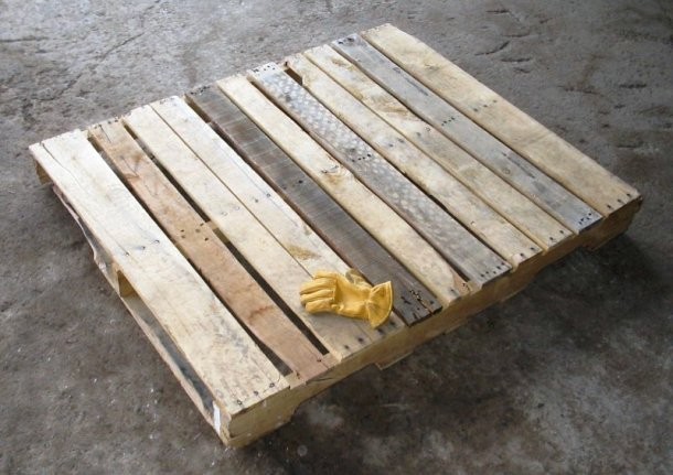If you do not want to spend money on expensive furniture, make an awesome couch, chair, or bed from wooden pallets.