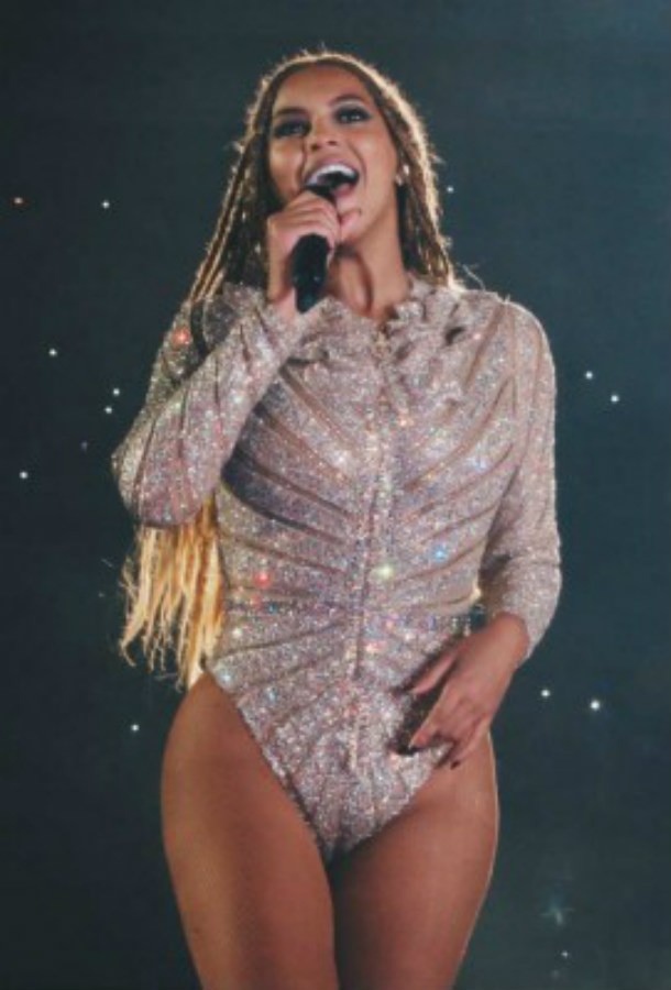 Beyoncé – Pair of Leggings for $100,000