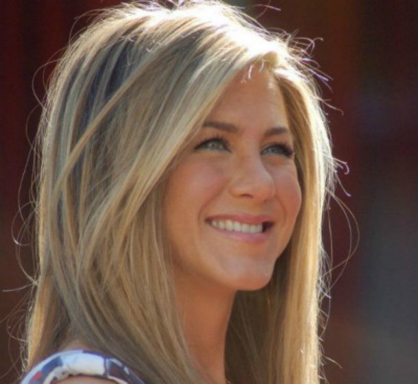 Jennifer Aniston – Beauty Products for Around $140,000 (Annually)