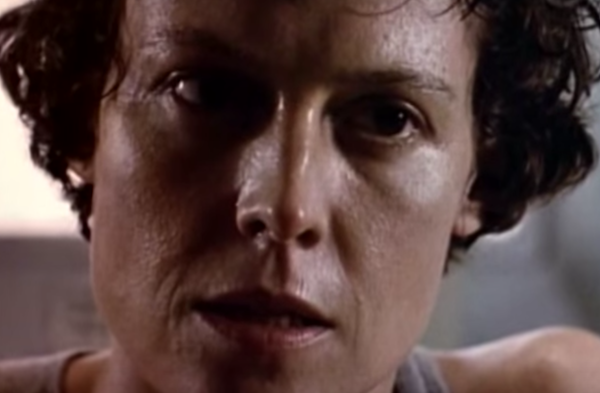 Sigourney Weaver really didn’t want Ripley to use a gun. However, after Cameron took her to a shooting range to show her how fun it could be, she relented. On the DVD commentary, Cameron joked that “Another liberal bites the dust’.